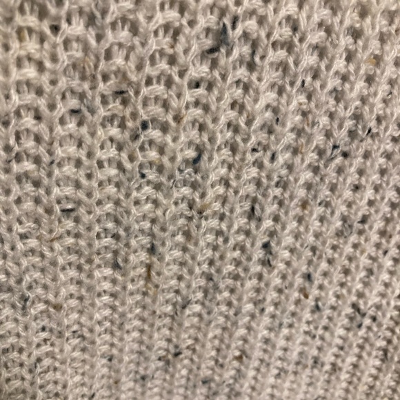 Elon | Textured Knit Long Sleeve Sweater. - Picture 2 of 4